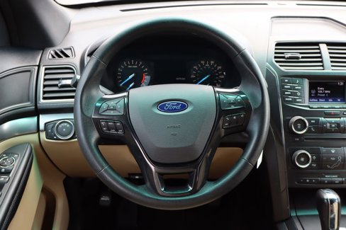 Used 2017 Ford Explorer 4WD image 13