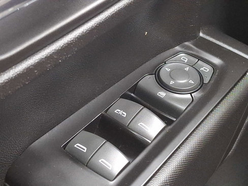 Used 2019 Chevrolet Silverado 1500 Custom w/ Custom Value Package image 24
