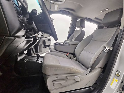 Used 2018 Chevrolet Silverado 2500 W/T image 18
