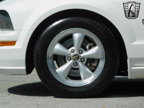 Used 2007 Ford Mustang GT image 11
