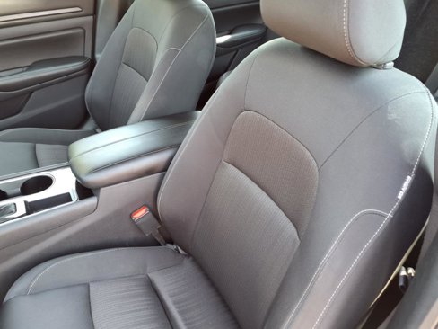 Used 2024 Nissan Altima 2.5 SV image 18