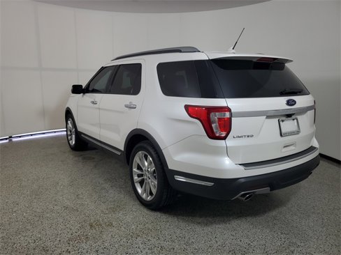Used 2018 Ford Explorer Limited w/ Equipment Group 301A image 3