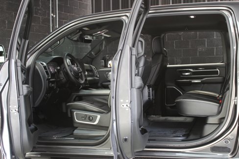 Used 2022 RAM 1500 Laramie w/ Sport Appearance Package image 23