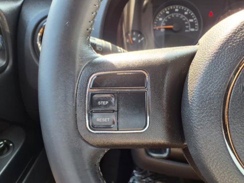 Used 2017 Jeep Patriot Latitude image 19