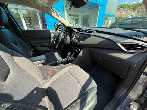 Used 2022 Buick Encore GX Select w/ Sport Touring Package image 38