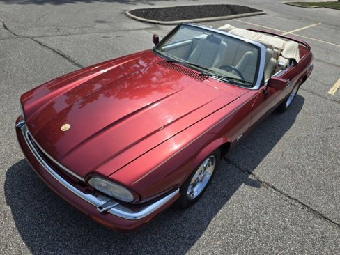 Used 1995 Jaguar XJS V12 Convertible image 19