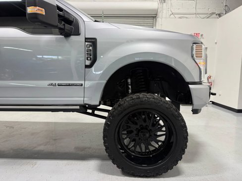 Used 2022 Ford F250 Lariat w/ Lariat Ultimate Package image 17