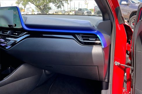 Used 2021 Toyota C-HR XLE image 23