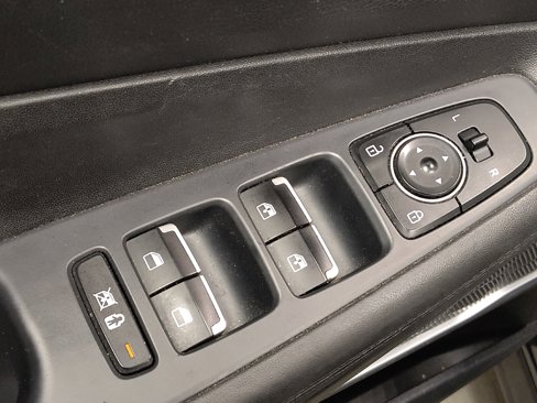 Used 2020 Hyundai Santa Fe SEL w/ Convenience Package image 27
