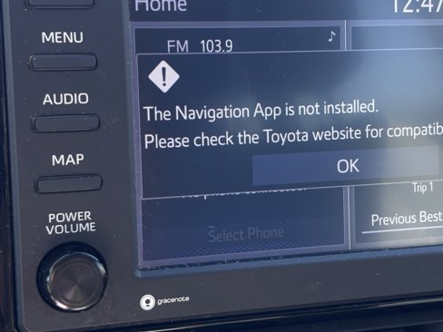 Used 2022 Toyota RAV4 XLE image 24