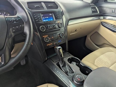 Used 2016 Ford Explorer 4WD image 14