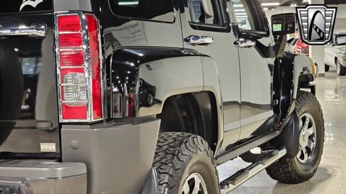 Used 2007 HUMMER H3 image 13