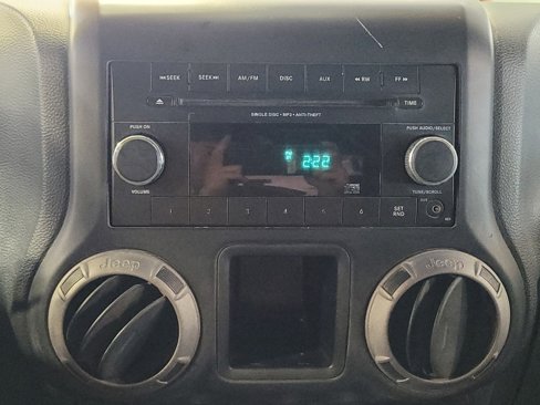 Used 2013 Jeep Wrangler Sport image 25