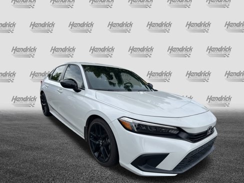 Used 2024 Honda Civic Sport image 2