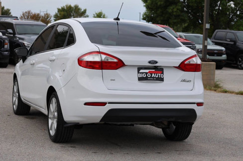 Used 2019 Ford Fiesta SE w/ Equipment Group 201A image 11