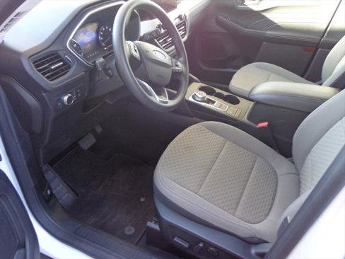 Used 2022 Ford Escape SE image 6