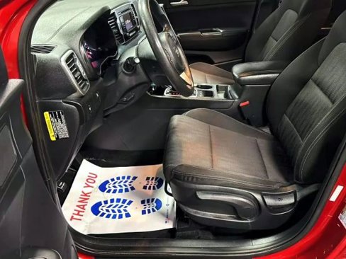 Used 2019 Kia Sportage LX image 9