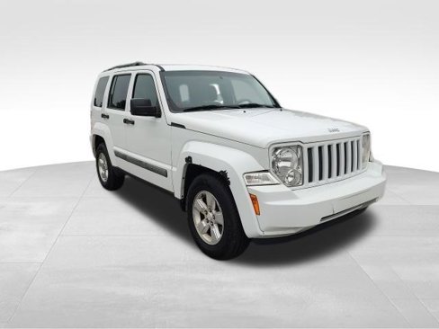 Used 2012 Jeep Liberty Sport w/ Popular Equipment Group image 4