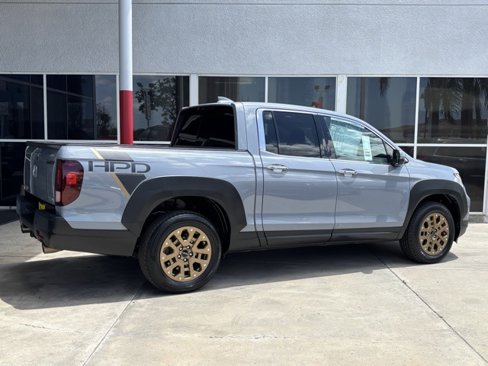 Used 2023 Honda Ridgeline RTL-E image 3
