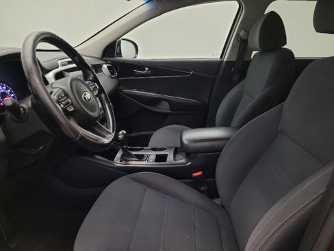 Used 2018 Kia Sorento LX image 17