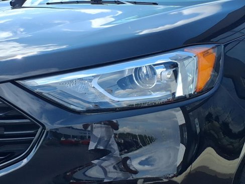 Used 2023 Ford Edge SE w/ Black Appearance Package image 20