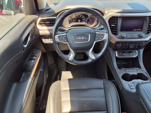 Used 2020 GMC Acadia Denali w/ Denali Ultimate Package image 14