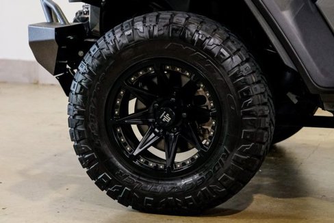 Used 2022 Jeep Wrangler Unlimited Rubicon w/ Steel Bumper Group image 7