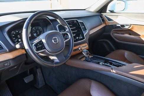 Used 2022 Volvo XC90 T6 Momentum w/ Protection Package Premier image 18
