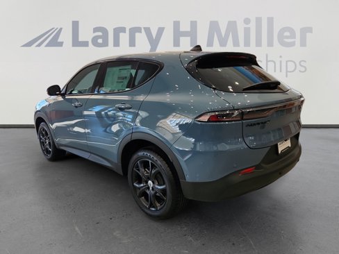 New 2024 Dodge Hornet GT w/ Tech Pack w/o Parking image 3