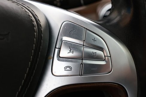 Used 2015 Mercedes-Benz S 550 4MATIC Sedan image 40