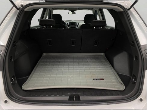 Used 2020 Chevrolet Equinox LS image 6