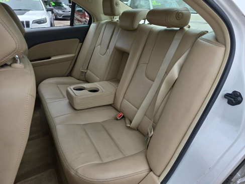 Used 2012 Ford Fusion SEL image 12