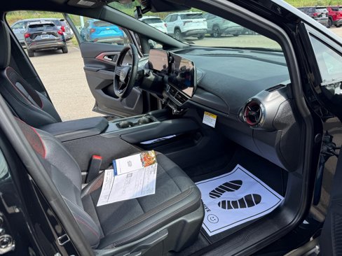 Certified 2024 Chevrolet Equinox EV RS image 24