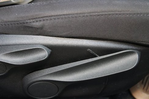 Used 2015 Chrysler 200 LX image 9