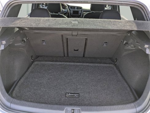 Used 2017 Volkswagen GTI SE image 13