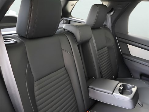 New 2025 Land Rover Discovery Sport Dynamic SE image 15