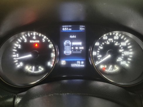 Used 2019 Nissan Rogue SV image 23
