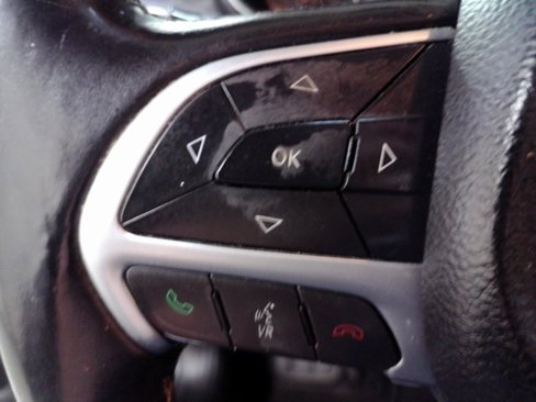 Used 2015 Chrysler 200 Limited w/ Convenience Group image 29