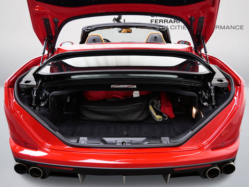 Certified 2017 Ferrari California T image 13