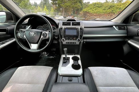 Used 2012 Toyota Camry SE image 12