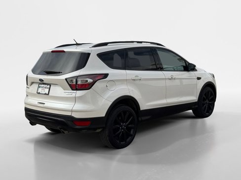 Used 2017 Ford Escape Titanium image 6