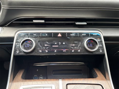 Used 2023 Genesis GV80 2.5T w/ Prestige Package image 24