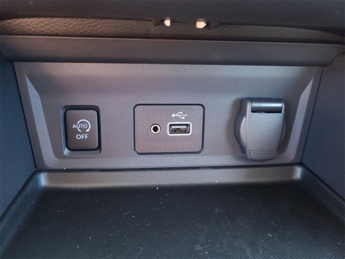New 2025 Nissan Sentra S image 16