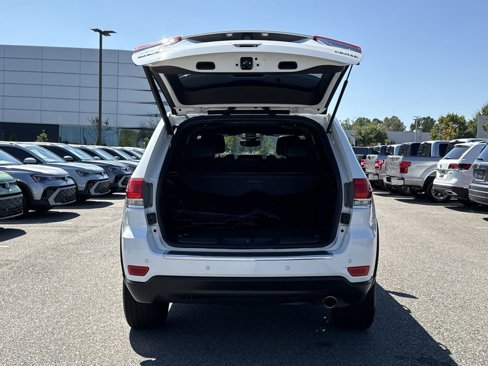 Used 2018 Jeep Grand Cherokee Limited image 15