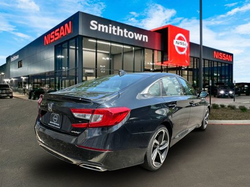 Used 2019 Honda Accord Sport image 4