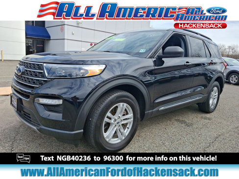 Certified 2022 Ford Explorer XLT w/ Equipment Group 202A image 1
