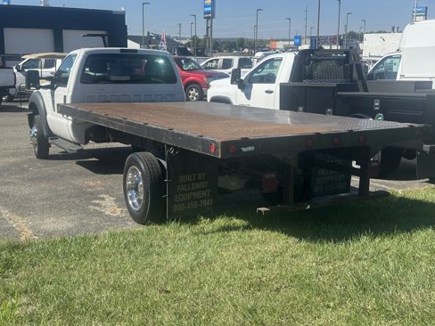 Used 2016 Ford F550 2WD Regular Cab Super Duty w/ XL Value Package image 3