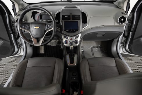 Used 2015 Chevrolet Sonic LTZ image 33