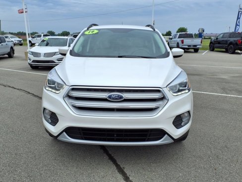 Used 2019 Ford Escape SEL image 2