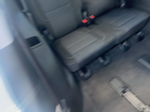 Used 2020 GMC Acadia SLE image 29
